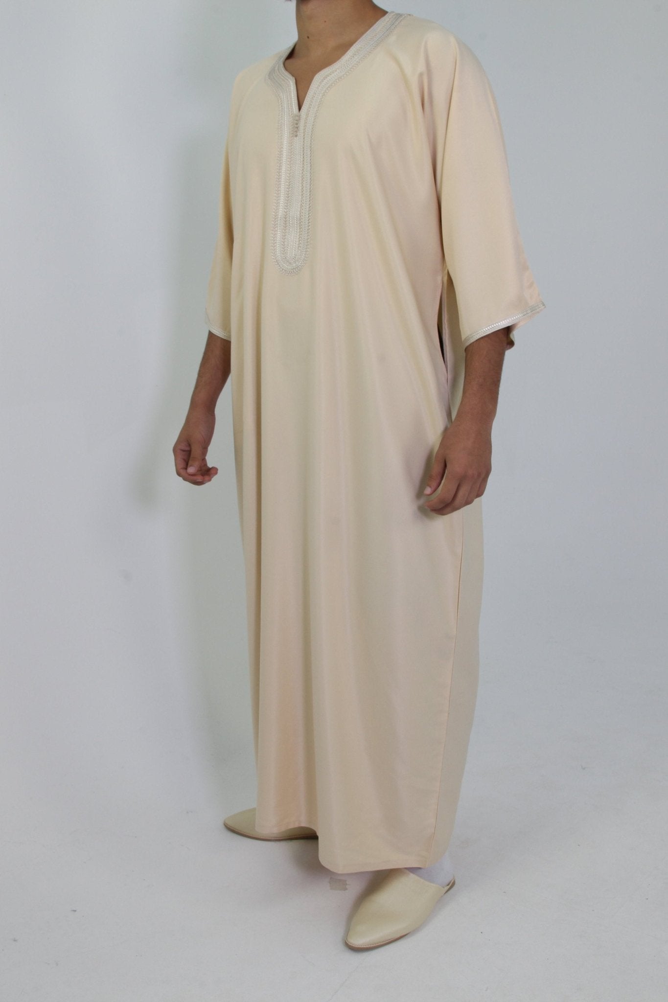 Djellaba Royale - Beige - TheDjellaba - TheDjellaba - Djellaba - Kaftan - Jalabiya - Thobe - Qamis - Dishdasha - Kurta - Abaya - Robe - Tunic - Burnous