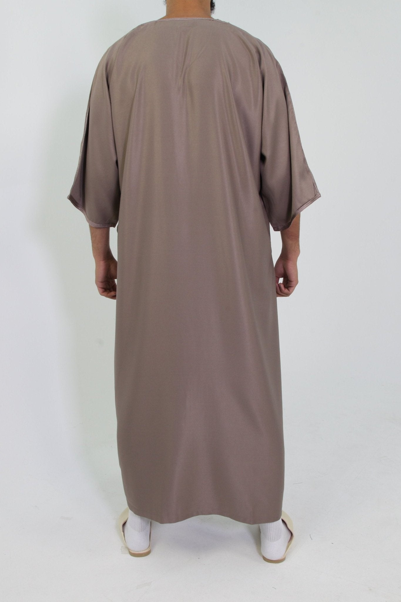 Djellaba Royale - Bruin - TheDjellaba - TheDjellaba - Djellaba - Kaftan - Jalabiya - Thobe - Qamis - Dishdasha - Kurta - Abaya - Robe - Tunic - Burnous