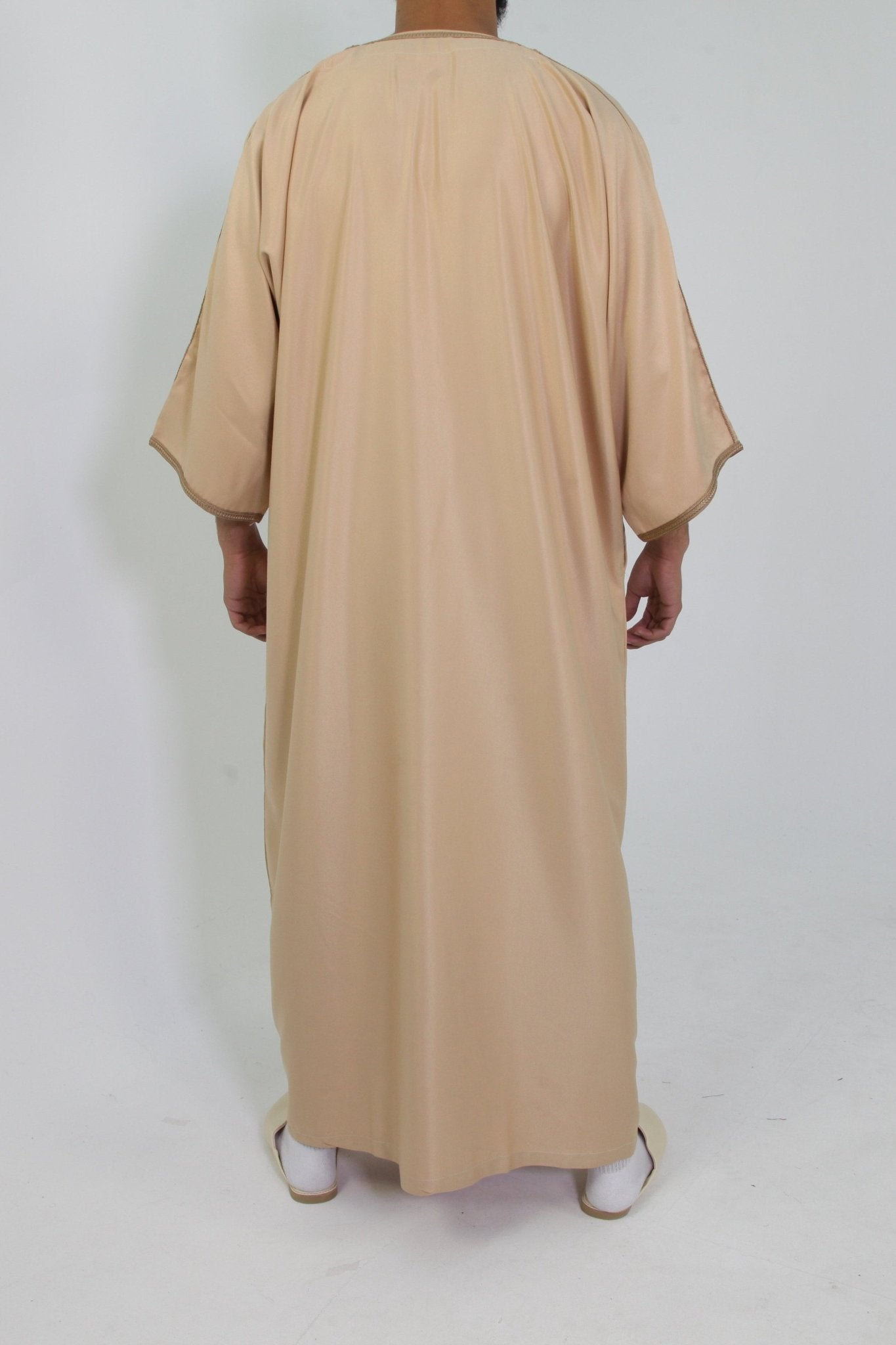 Djellaba Royale - Zandbruin - TheDjellaba - TheDjellaba - Djellaba - Kaftan - Jalabiya - Thobe - Qamis - Dishdasha - Kurta - Abaya - Robe - Tunic - Burnous