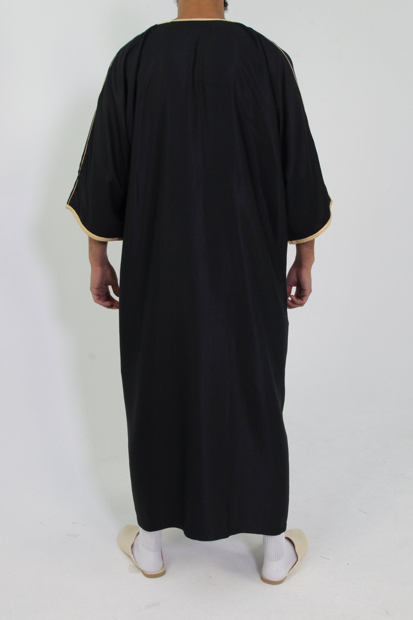 Djellaba Royale - Zwart/Goud - TheDjellaba - TheDjellaba - Djellaba - Kaftan - Jalabiya - Thobe - Qamis - Dishdasha - Kurta - Abaya - Robe - Tunic - Burnous